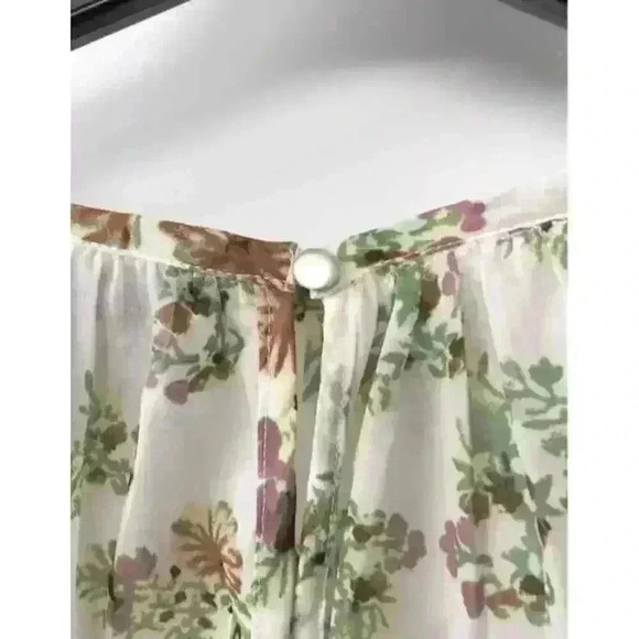 Walter Baker Women's L Green Floral Ruffle Chiffon Top Long Sleeve NWT Cottage - Picture 8 of 9